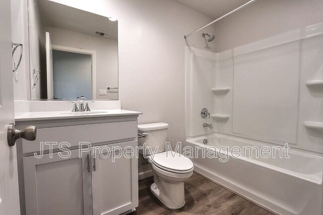 Building Photo - 47 Brookbay Way
