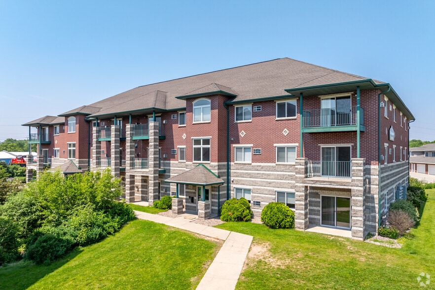 Primary Photo - College Avenue Apartments