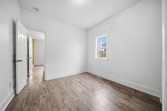 Building Photo - 1109 Orange St