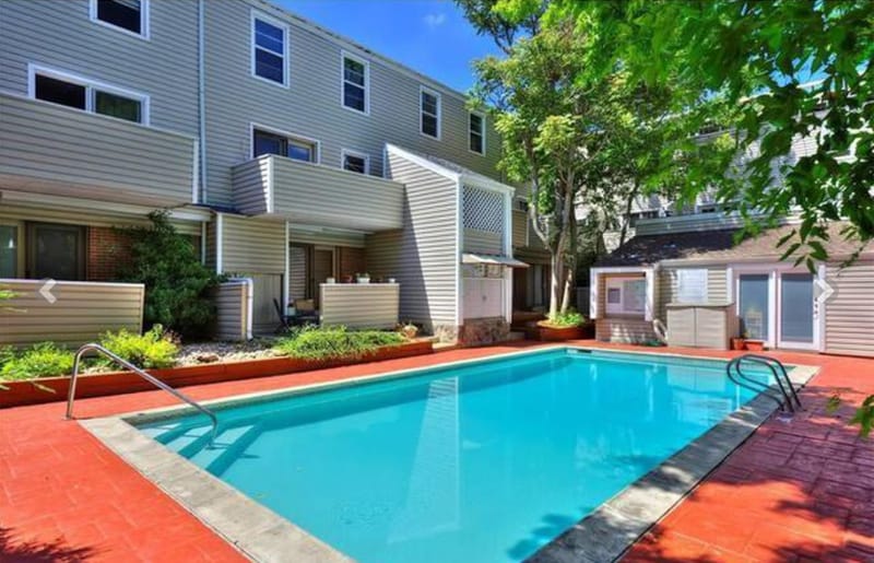 Building Photo - 1111 Maxwell Ave