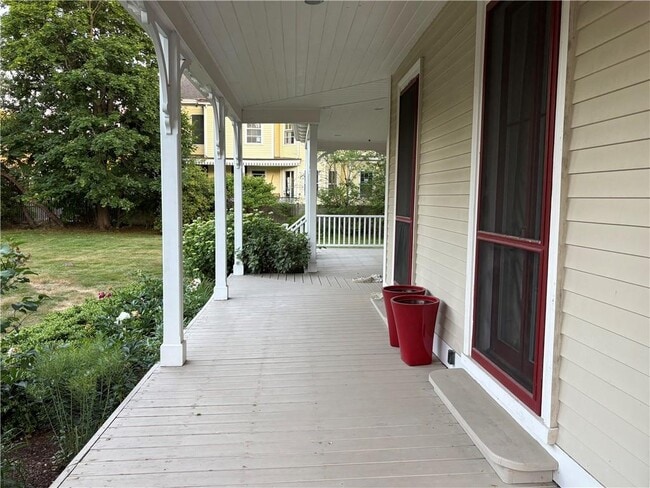 Building Photo - 20 Greenough Pl