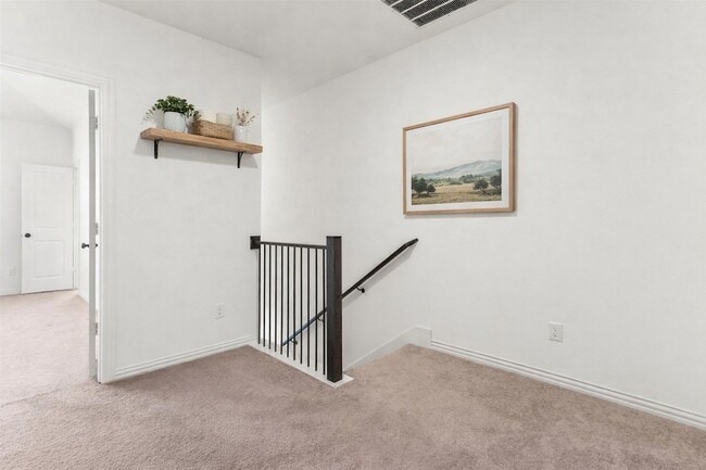 Building Photo - 2634 Dodson St