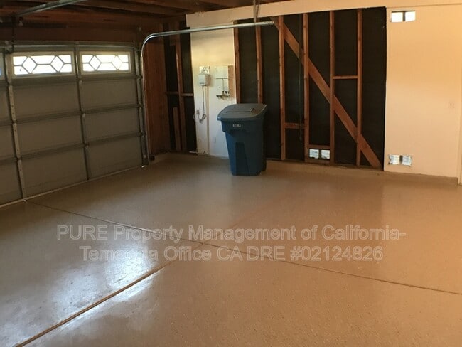 Building Photo - 32428 Enriqueta Cir