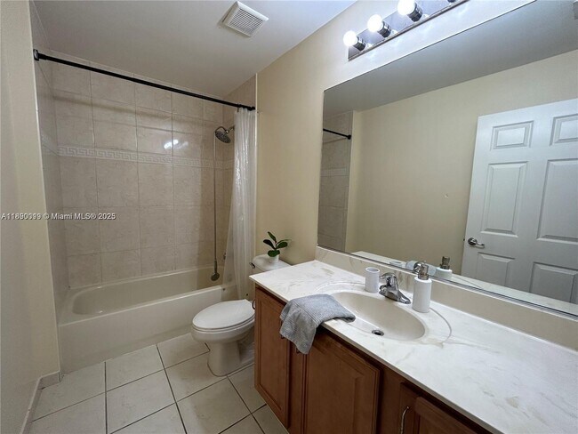 Building Photo - 7828 Parsons Pine Dr