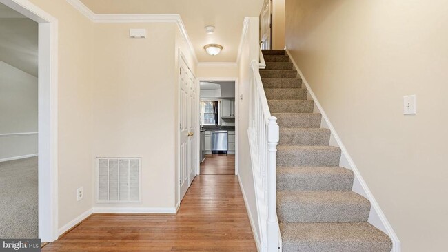 Building Photo - 11921 Stonehenge Dr