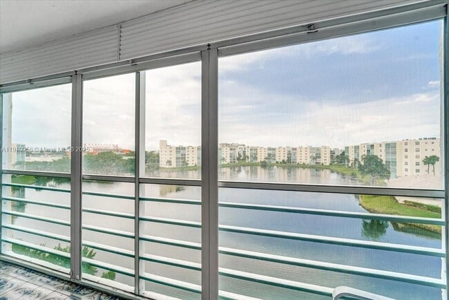 Primary Photo - 141 SE 3rd Ave