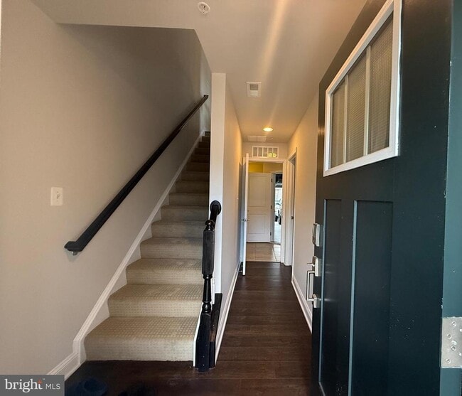 Building Photo - 7105 Druce Way