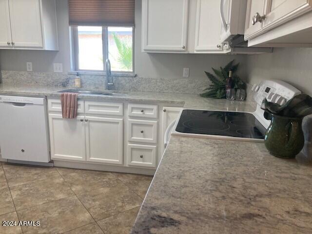Building Photo - 25858 S New Town Dr
