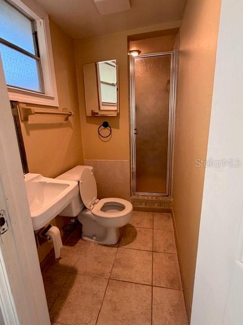 Building Photo - 250 Cedarwood Dr