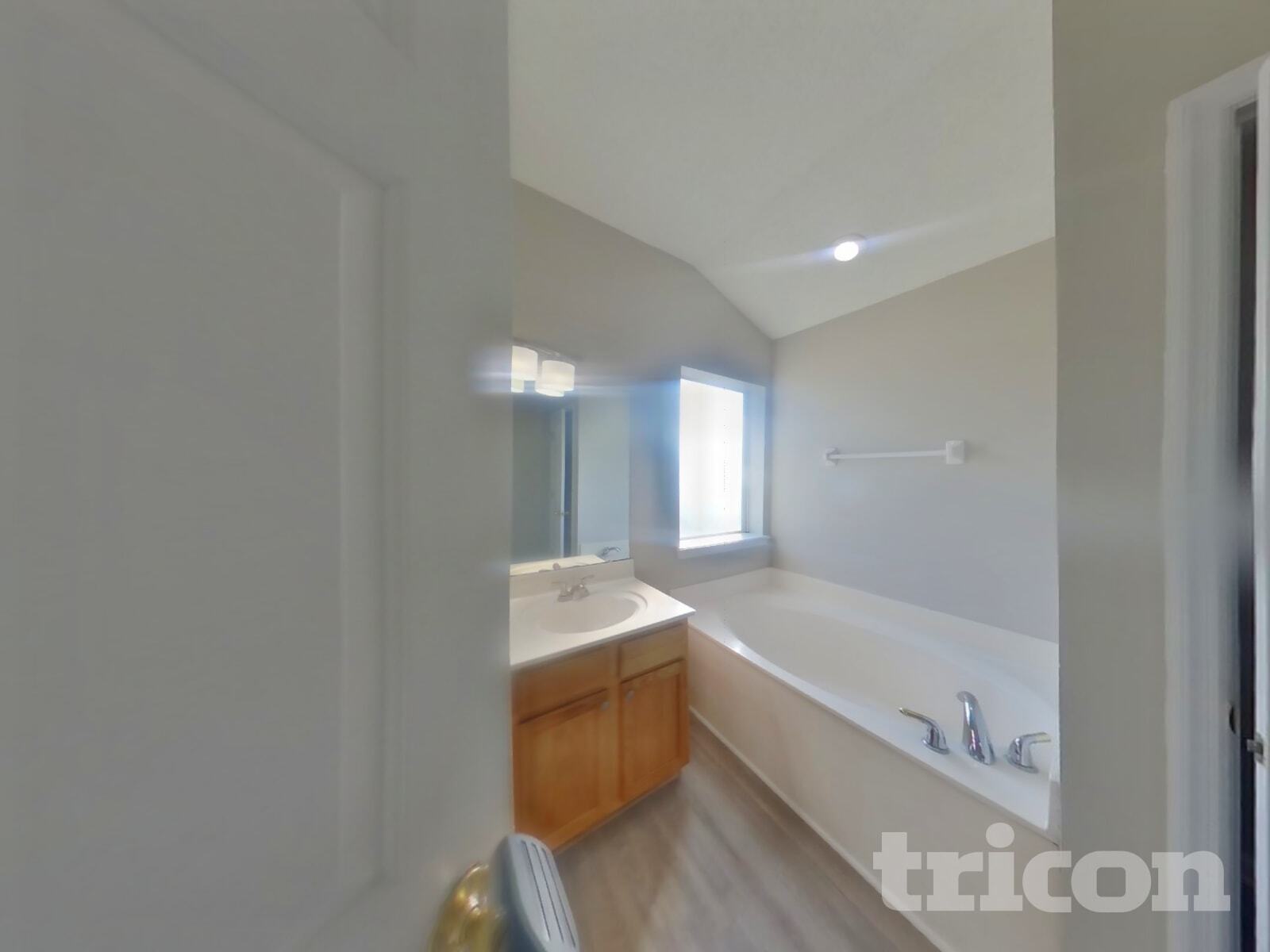 Building Photo - 12048 Coachman Lakes Way