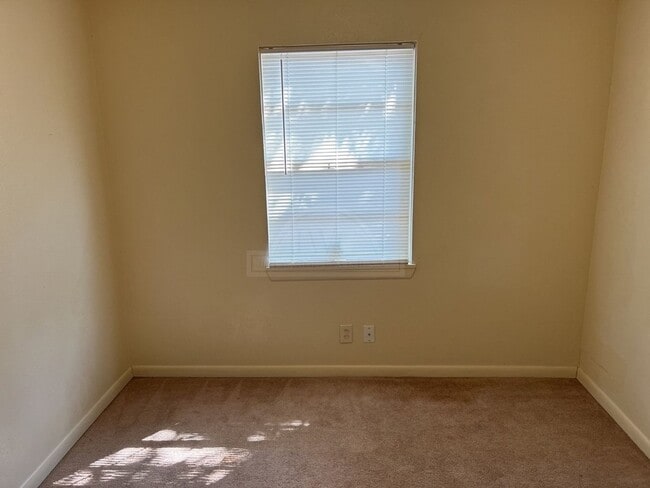 Building Photo - 804 Jefferies Ave, Killeen