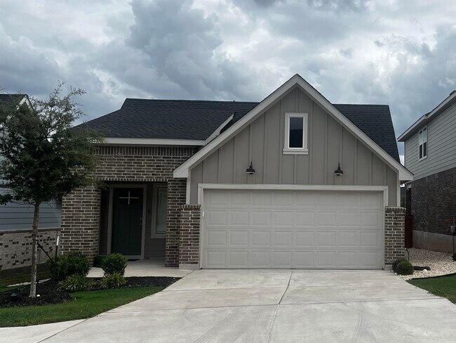 Primary Photo - 177 Grey Slate Ave