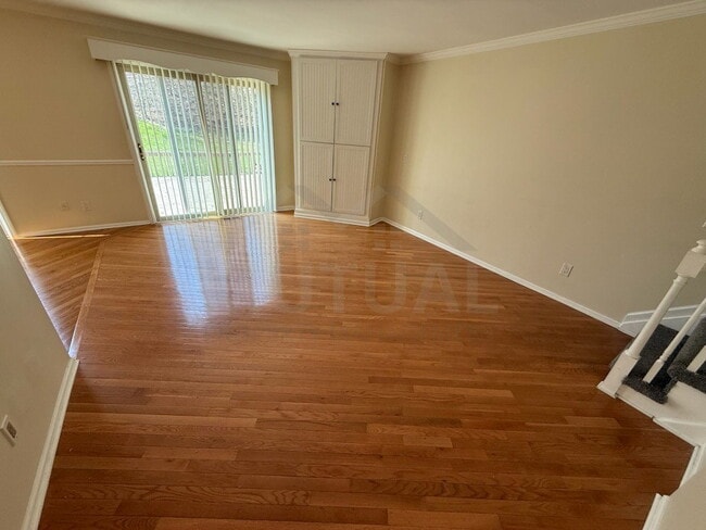 Building Photo - 48108 Colony Farm Cir