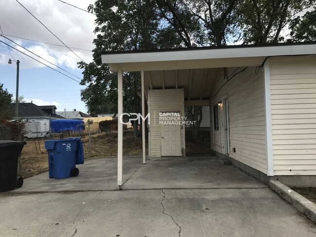 Building Photo - 3065 S 9100 W