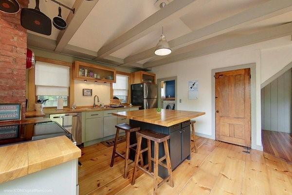 Building Photo - 300 Broadway