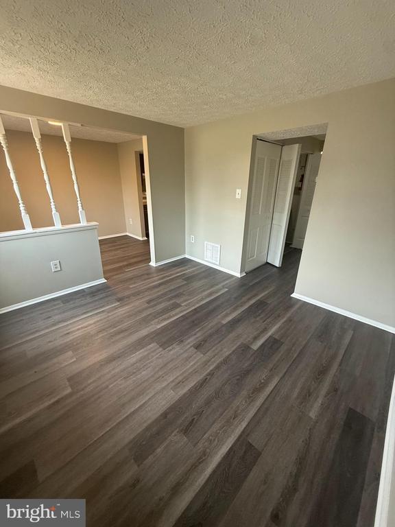 Building Photo - 5752 Charstone Ct