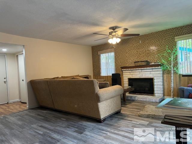 Building Photo - 1618 Shady Oak Dr