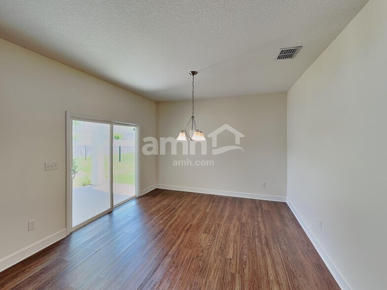 Building Photo - 105 Moultrie Crossing Ln