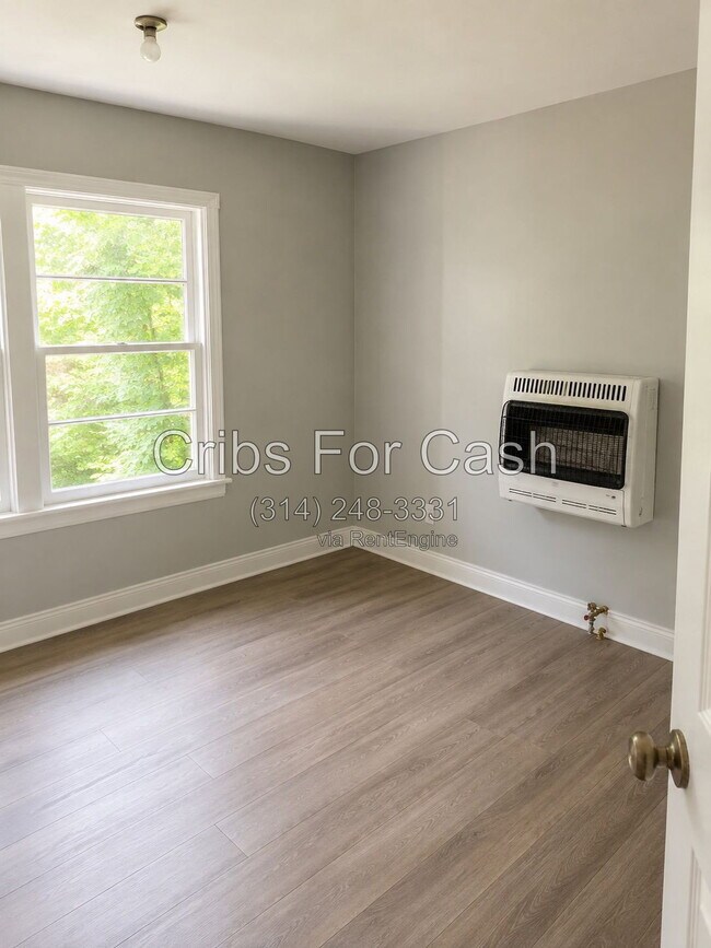 Building Photo - 152 Segura Ave