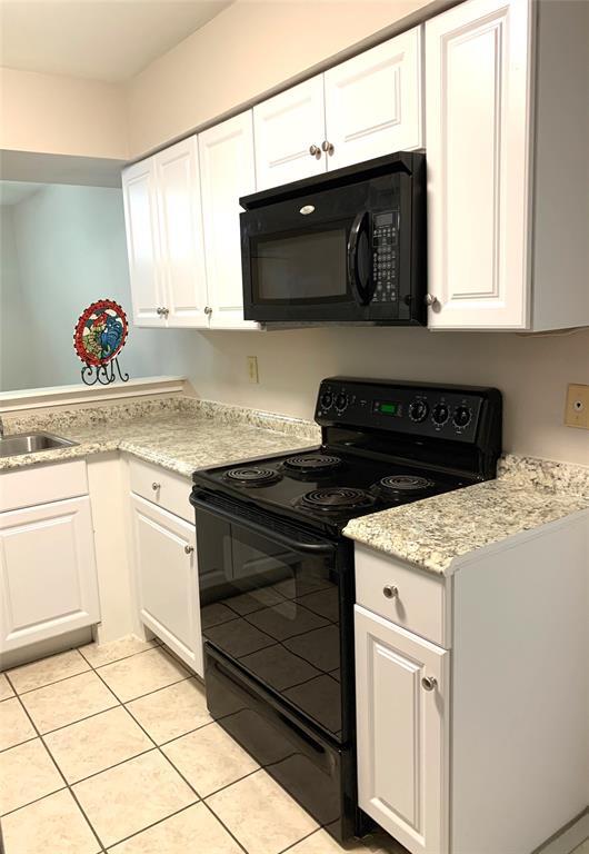 Building Photo - 8026 Sands Point Dr