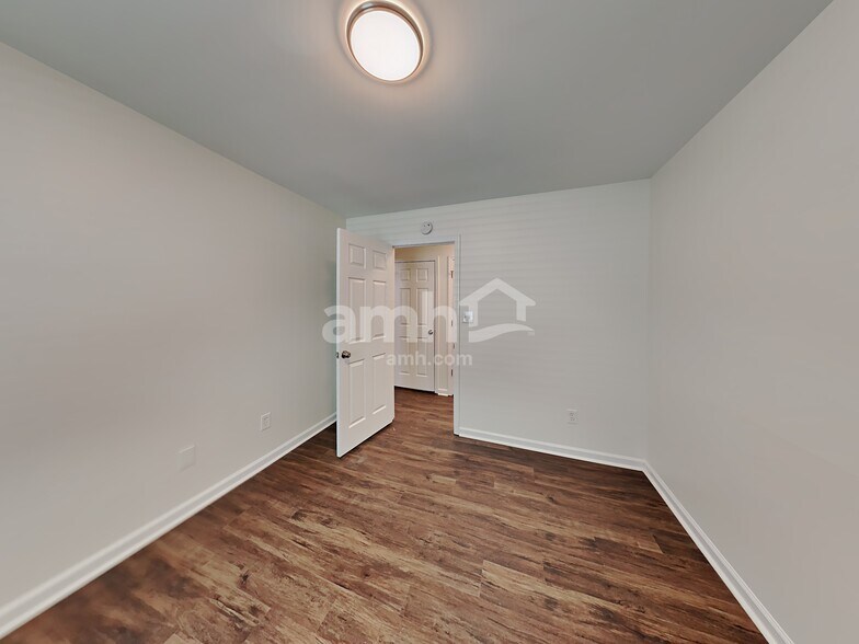 Building Photo - 602 Fairgreen Trail