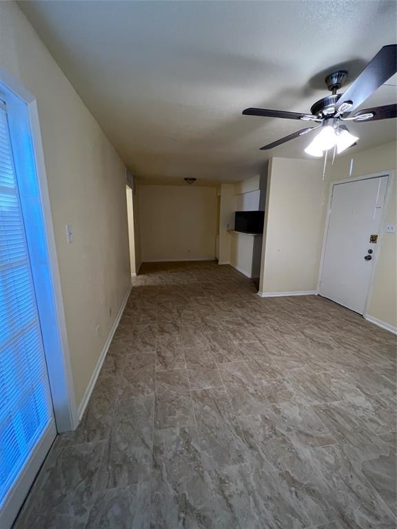 Building Photo - 9000 Bissonnet St