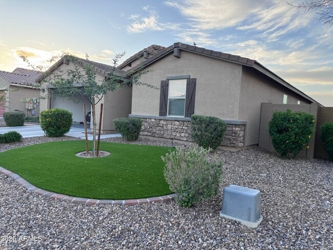 Building Photo - 4494 Suncup Dr