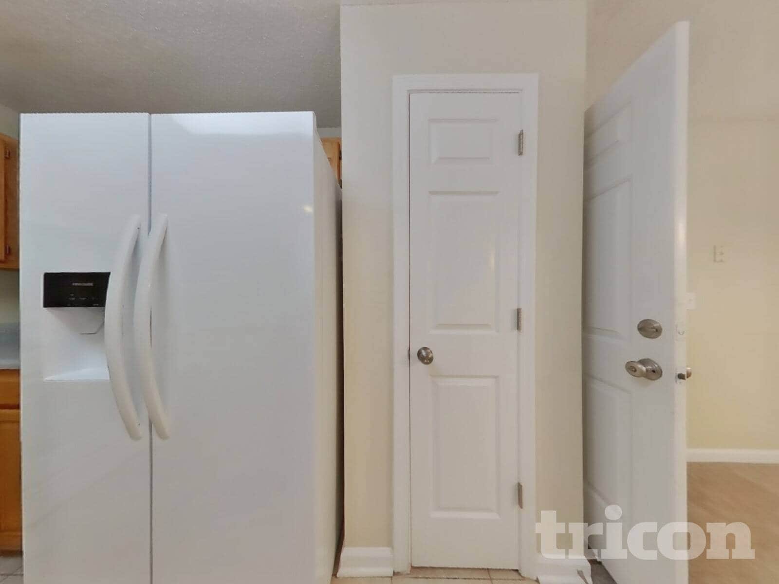 Building Photo - 3853 Sunview Dr NW