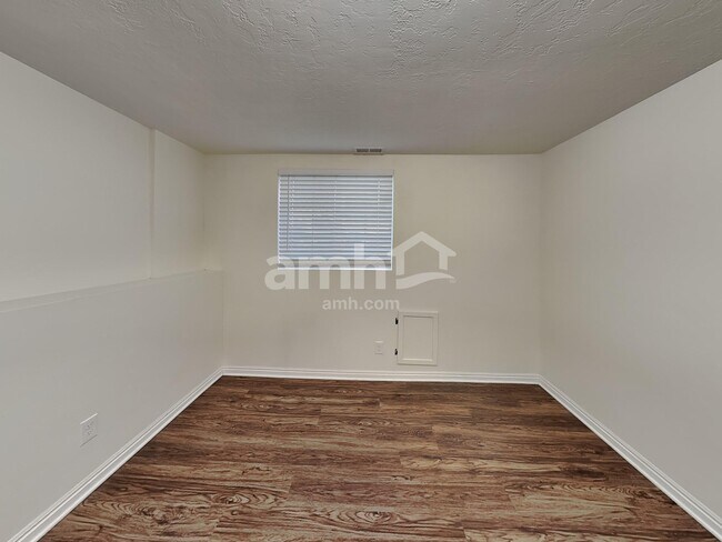 Building Photo - 3354 W 500 N