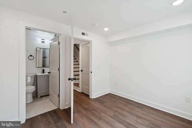 Building Photo - 4237 Mantua Ave