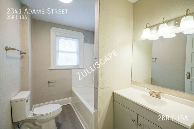 Building Photo - 2341 E Adams St