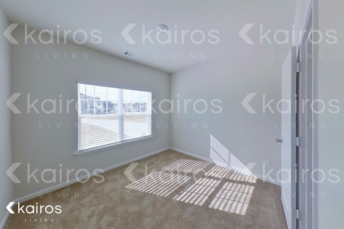 Building Photo - 3494 Bridgewood Dr