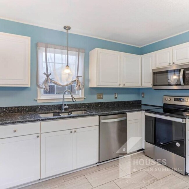 Building Photo - 110 Stonington Way
