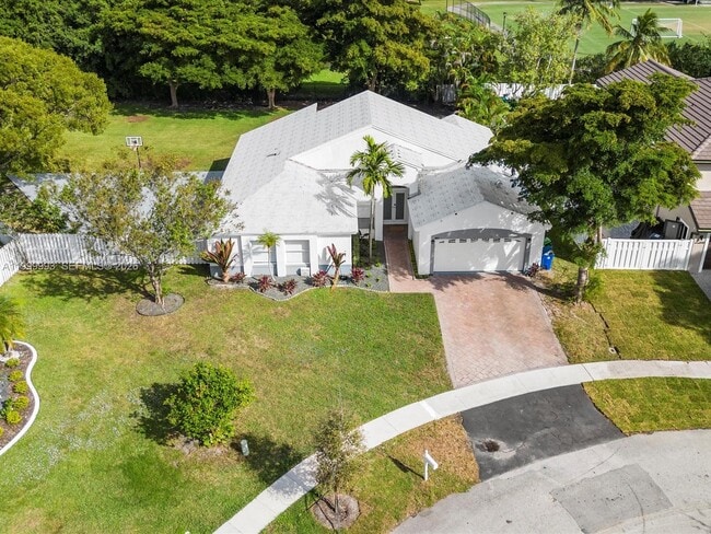 Building Photo - 1124 NW 130th Terrace