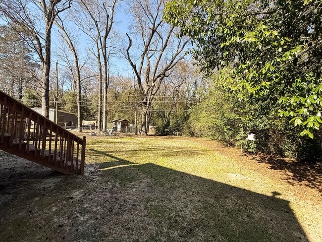 Building Photo - 2525 Camille Dr