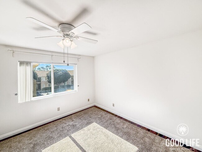 Building Photo - Beautiful 1 Bedroom 1 Bathroom in UTC!