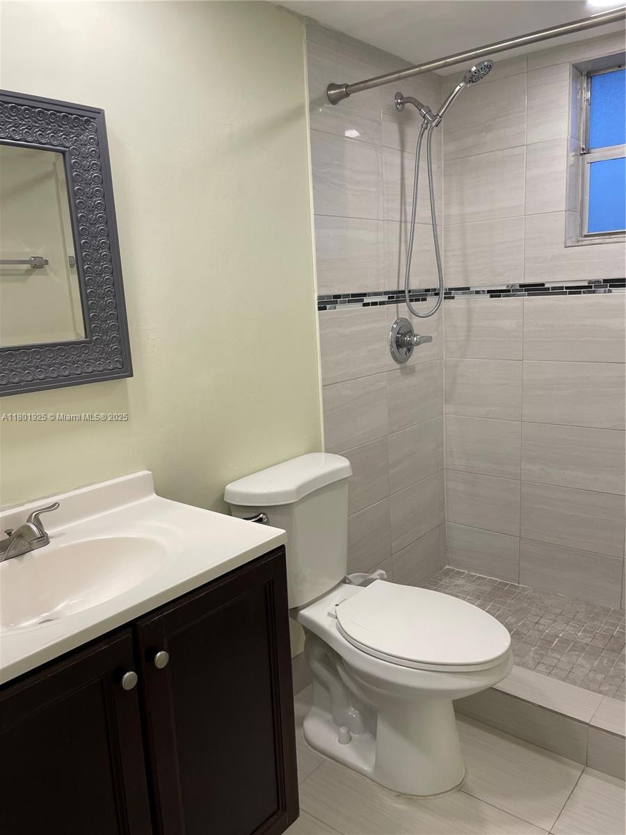 Building Photo - 14150 SW 84th St