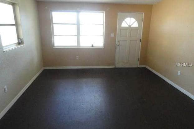 Building Photo - 9596 Groveland St