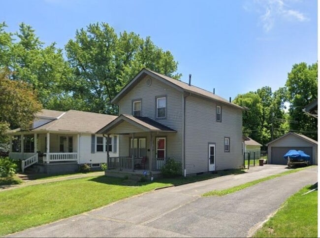 Building Photo - 85 Landers Ave
