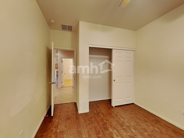 Building Photo - 3240 W Hayden Peak Dr