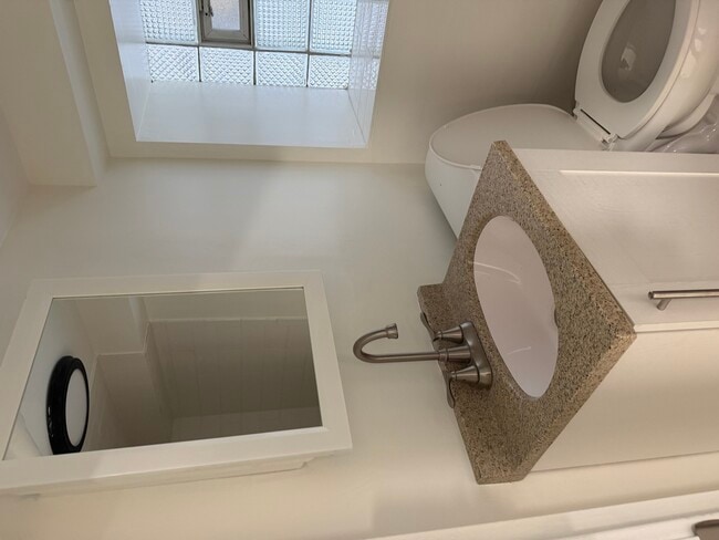 Building Photo - 2707 N Central Park Ave