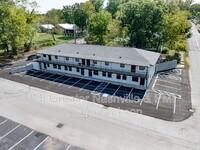 Building Photo - 201 Sylvis St