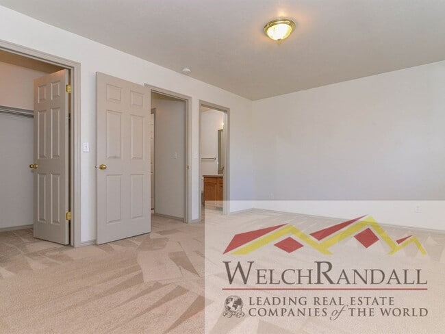 Building Photo - Charming 2 Bed 1.5 Bath Townhome in Harris...