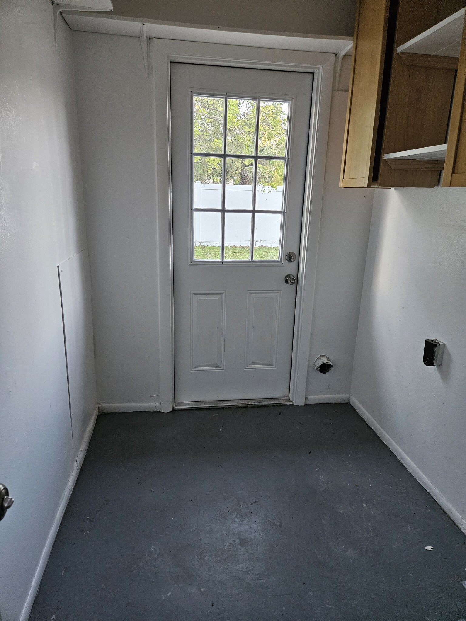 Utility room - 802 Lake Palms Dr