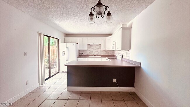 Building Photo - 1715 Park Meadows Dr