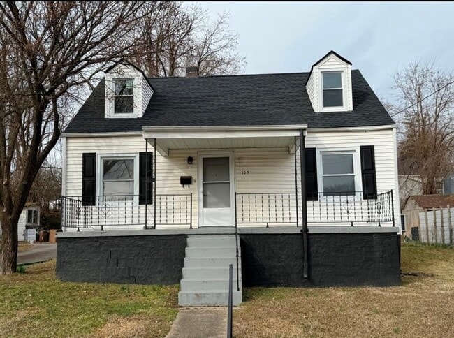 Building Photo - 775 Melrose Ave