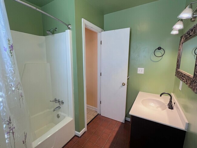 Bathroom, facing north - 4285 Burton Rd