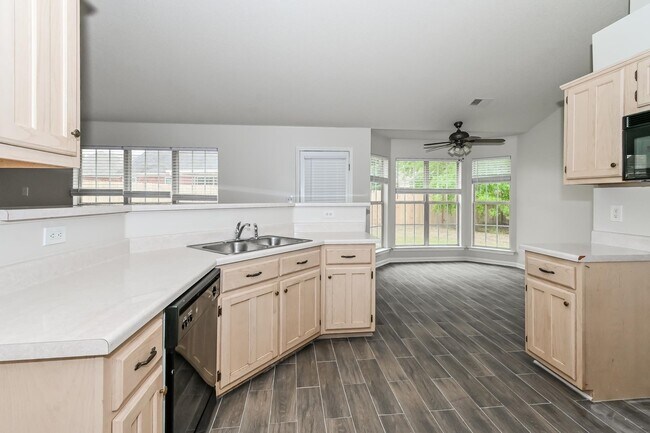 Building Photo - 9857 Averbury Dr