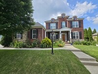 Building Photo - 1530 Bledsoe Ln