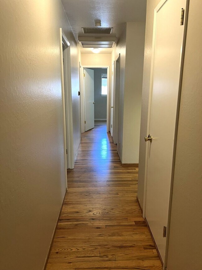 Building Photo - Immaculate 3/2 Near Big Chico Creek-Must See!